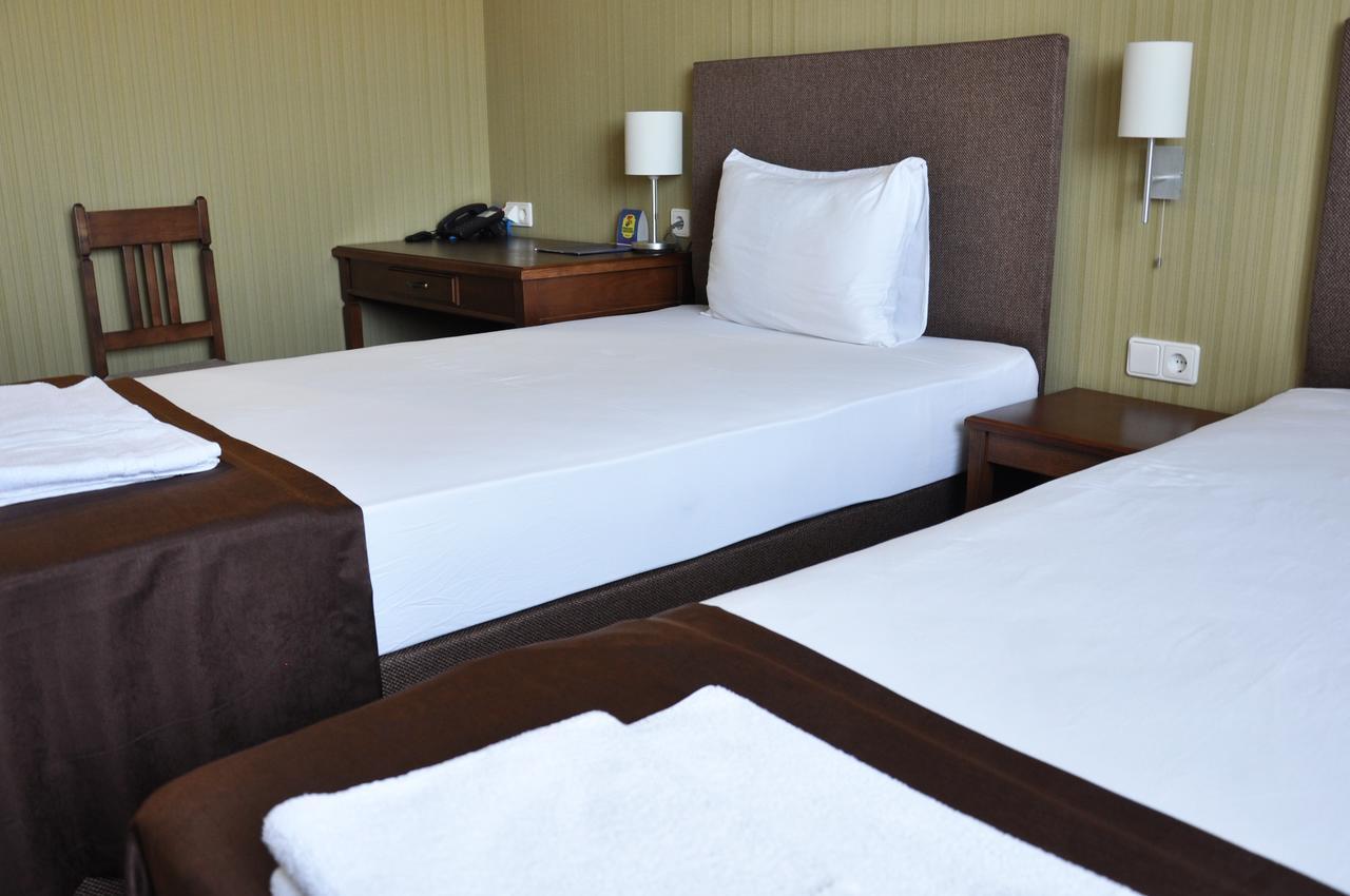 Hotel 7Ya Krasnosilske Luaran gambar