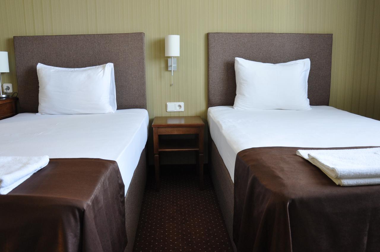Hotel 7Ya Krasnosilske Luaran gambar